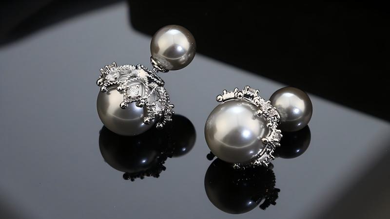 Sustainable Metals & Gemstones: What to Look for in 2025