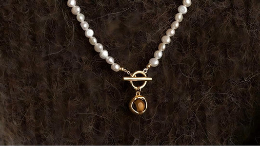 Pearls with Purpose: Symbolic Styles and Their Meaningful Pairings