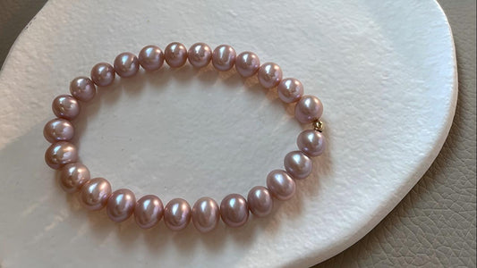 Modern Pearls for the Everyday: Oversized & Irregular Styles to Try Now