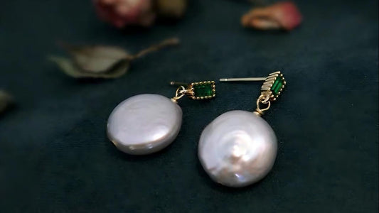 Beyond Jewelry: How Pearls Became Fashion’s New Accessory Staple in 2025