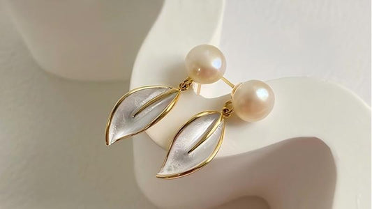 Layering Pearls Like a Pro: Tips from Stylists and Influencers