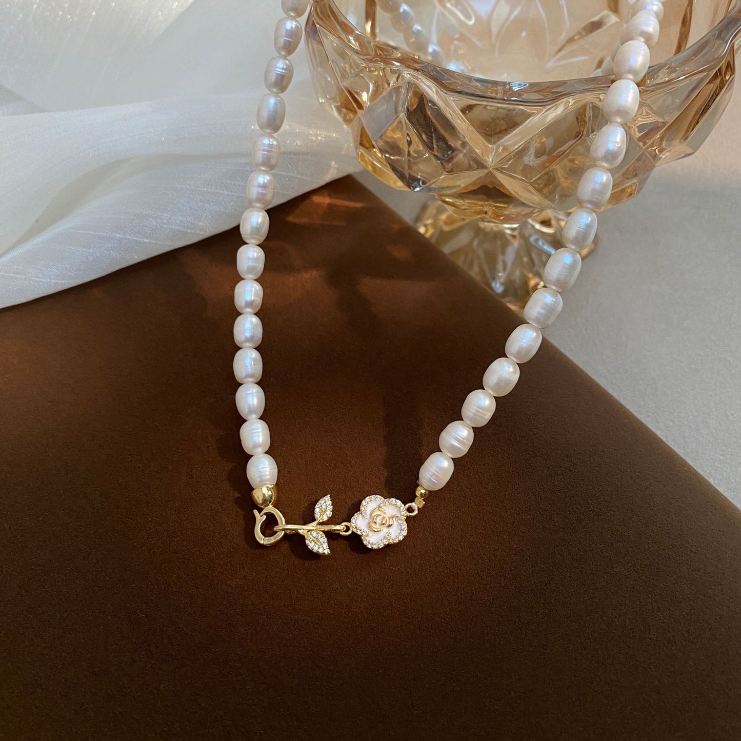 Koyace Camellia 5-6mm Oval Pearl Necklace Bracelet