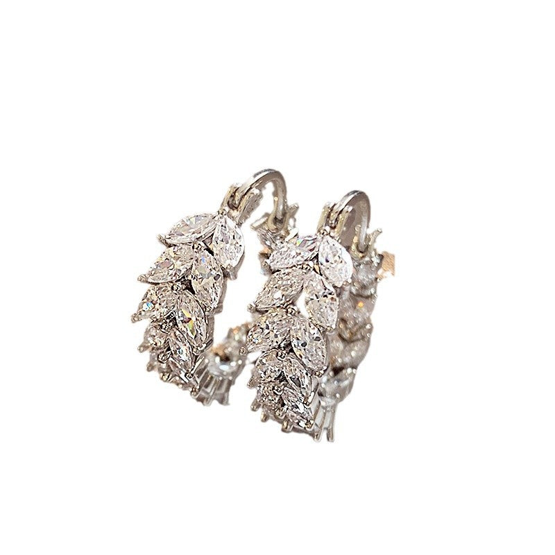 Koyace Ears of Wheat Shape Full of Drilled Earrings