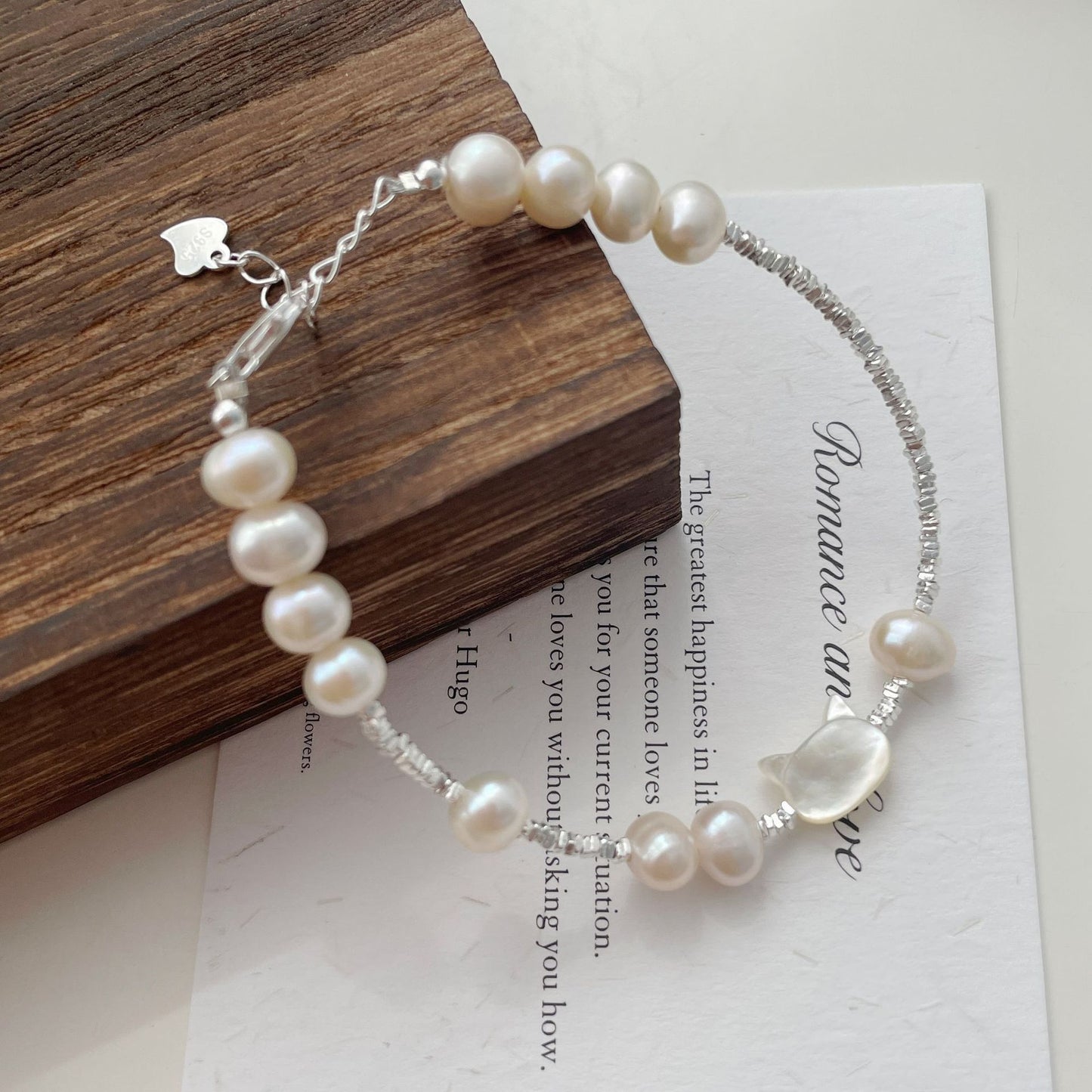 Koyace Freshwater Pearl Shell Cat Bracelet