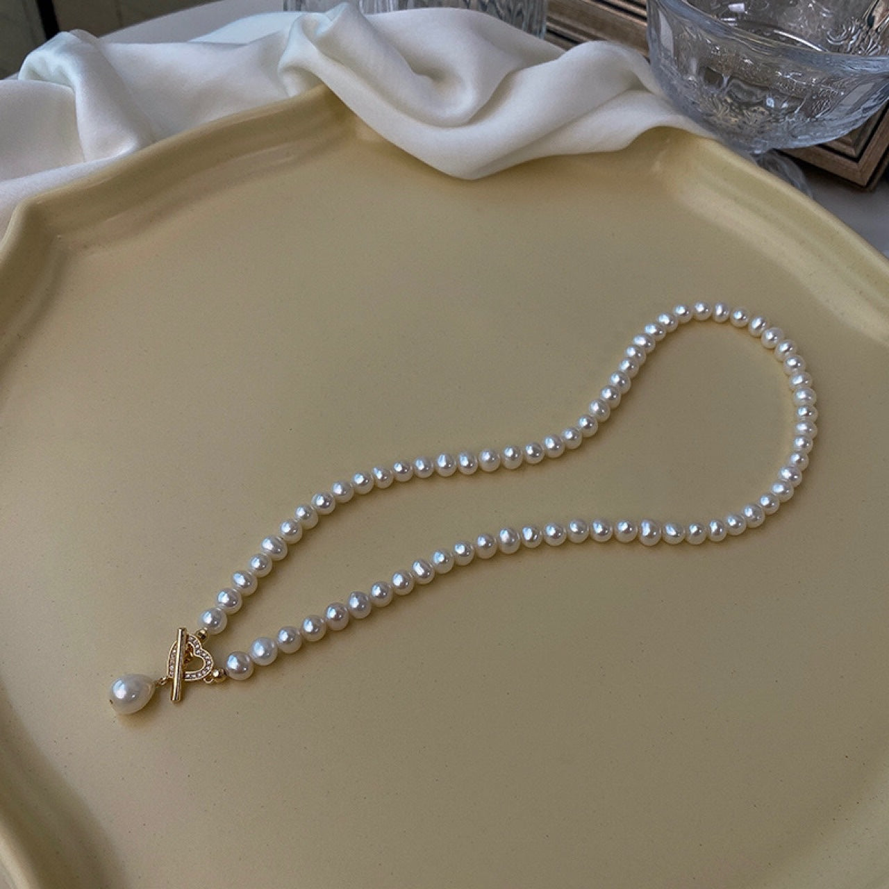 Koyace Heart-shaped Toggle Beaded Pearl Necklace