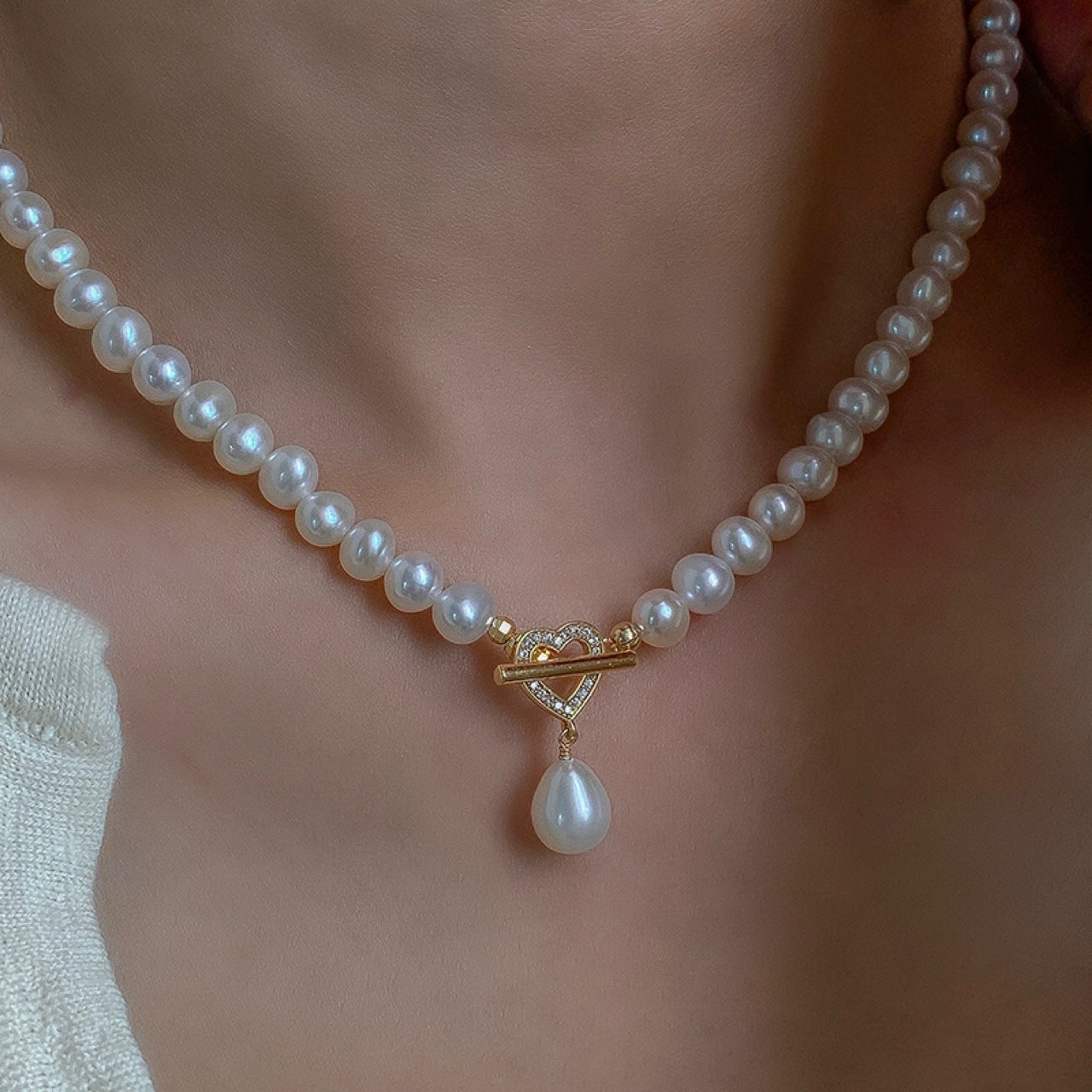 Koyace Heart-shaped Toggle Beaded Pearl Necklace