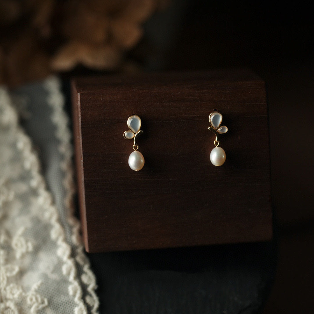Koyace Mini Butterfly Nacre Pearl pendant Earrings