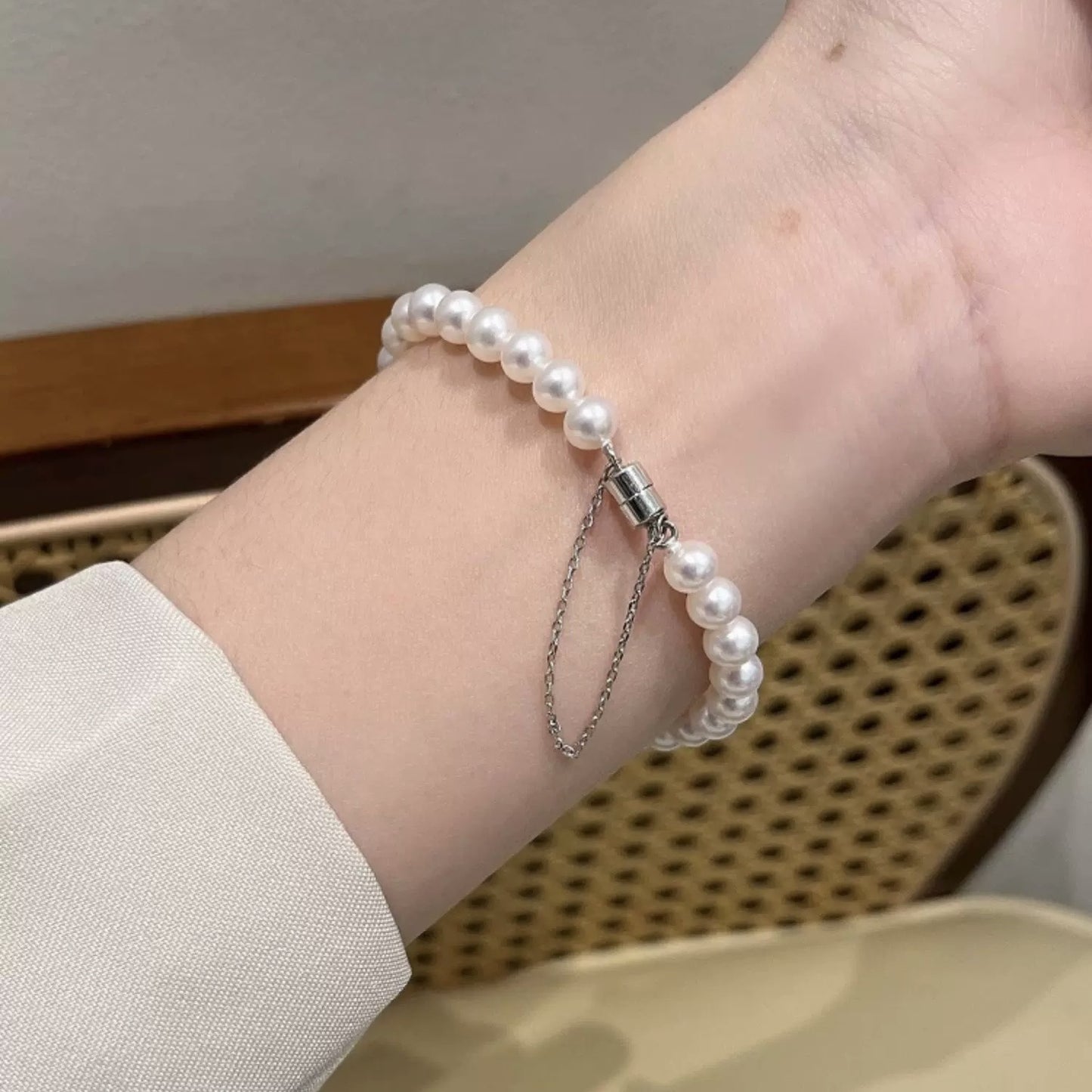 Koyace Oval Beaded Pearl Magnetic Clasp Bracelet