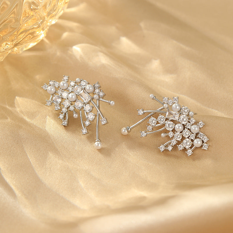 Koyace Sparkling Nebula Copper Inlaid Zircon Stud Earring
