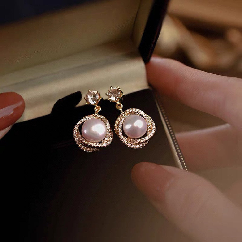 Koyace Spiral Garland Pearl Stud Earrings