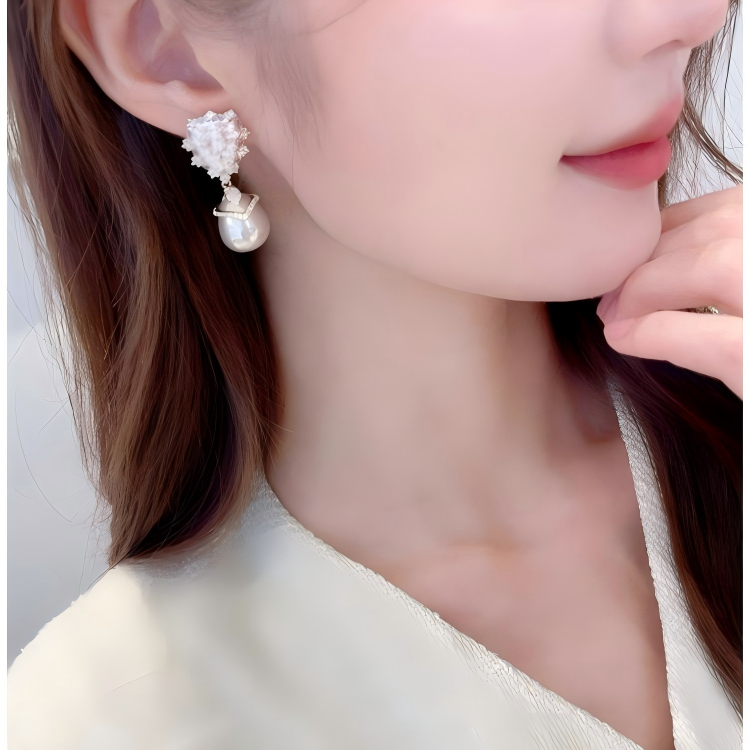 Koyace Zircon Inlaid Teardrop-Shaped Pearl Earrings