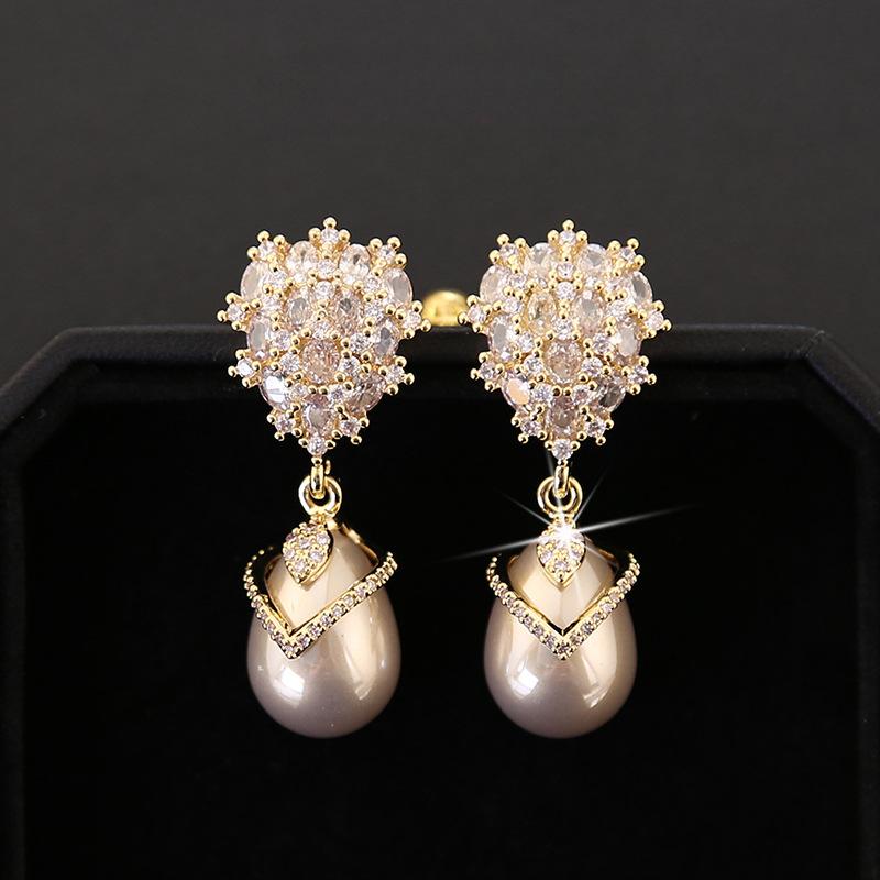 Koyace Zircon Inlaid Teardrop-Shaped Pearl Earrings