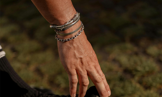 From Minimalist to Maximalist: Finding Your Signature Jewelry Style