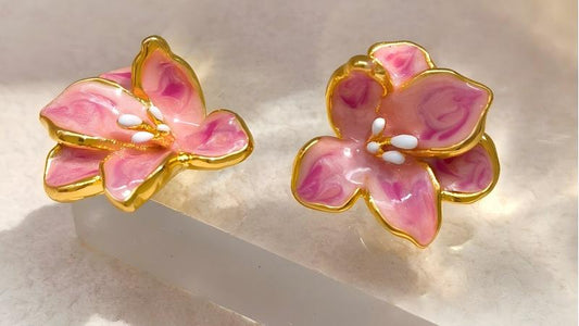 Sculptural & Organic Metals: How Freeform Rings & Fluid Shapes Are Dominate 2025