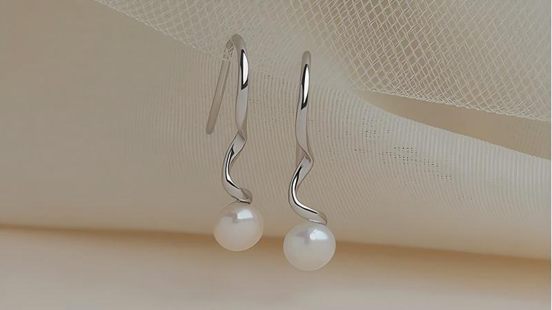 Mixing Metals & Stones: Do’s and Don’ts in Jewelry Pairing