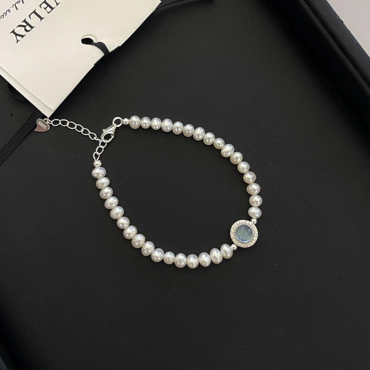 Koyace Gem-inlaid pearl beaded Bracelet