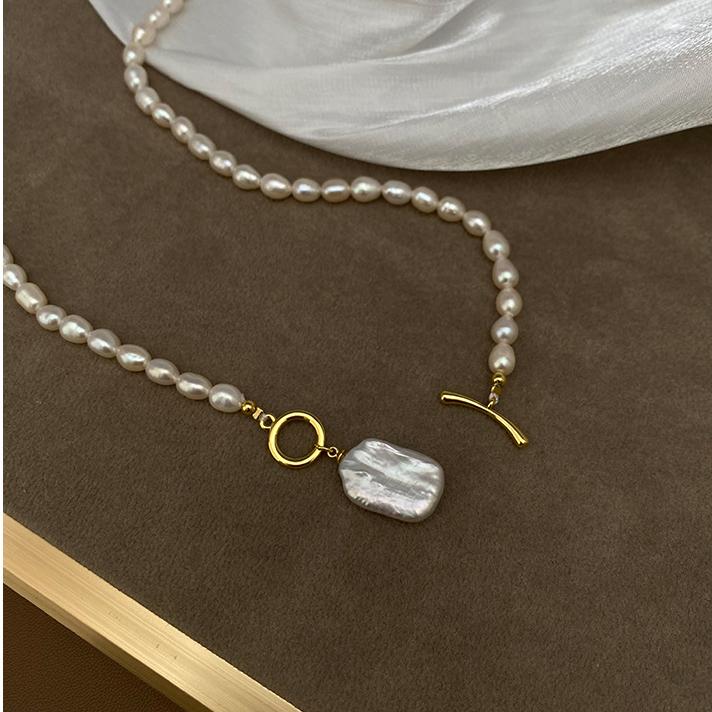 Koyace Baroque Square Pendant Pearl Necklace