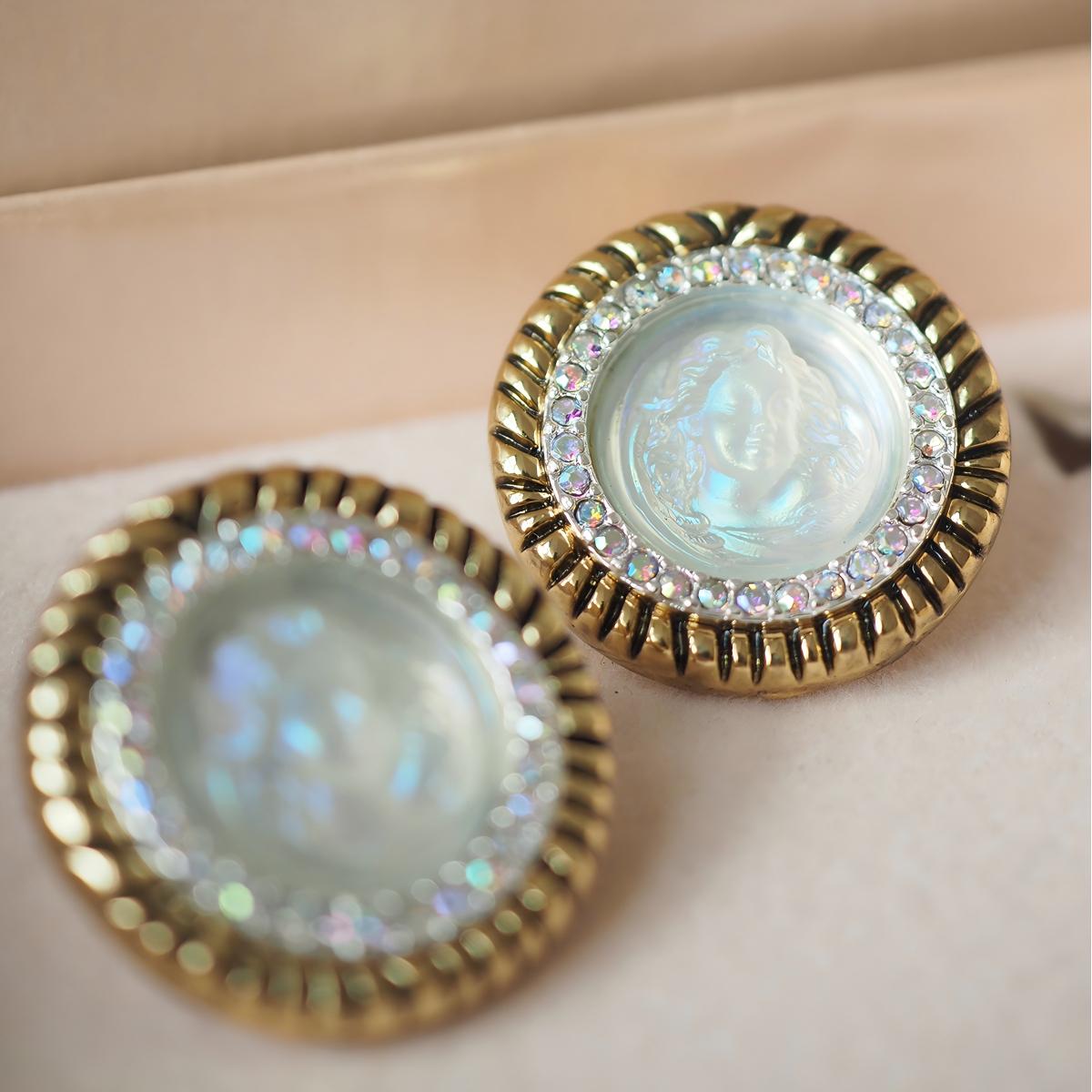 Koyace Embossed Sleeping Angel Vintage Clip & Earrings