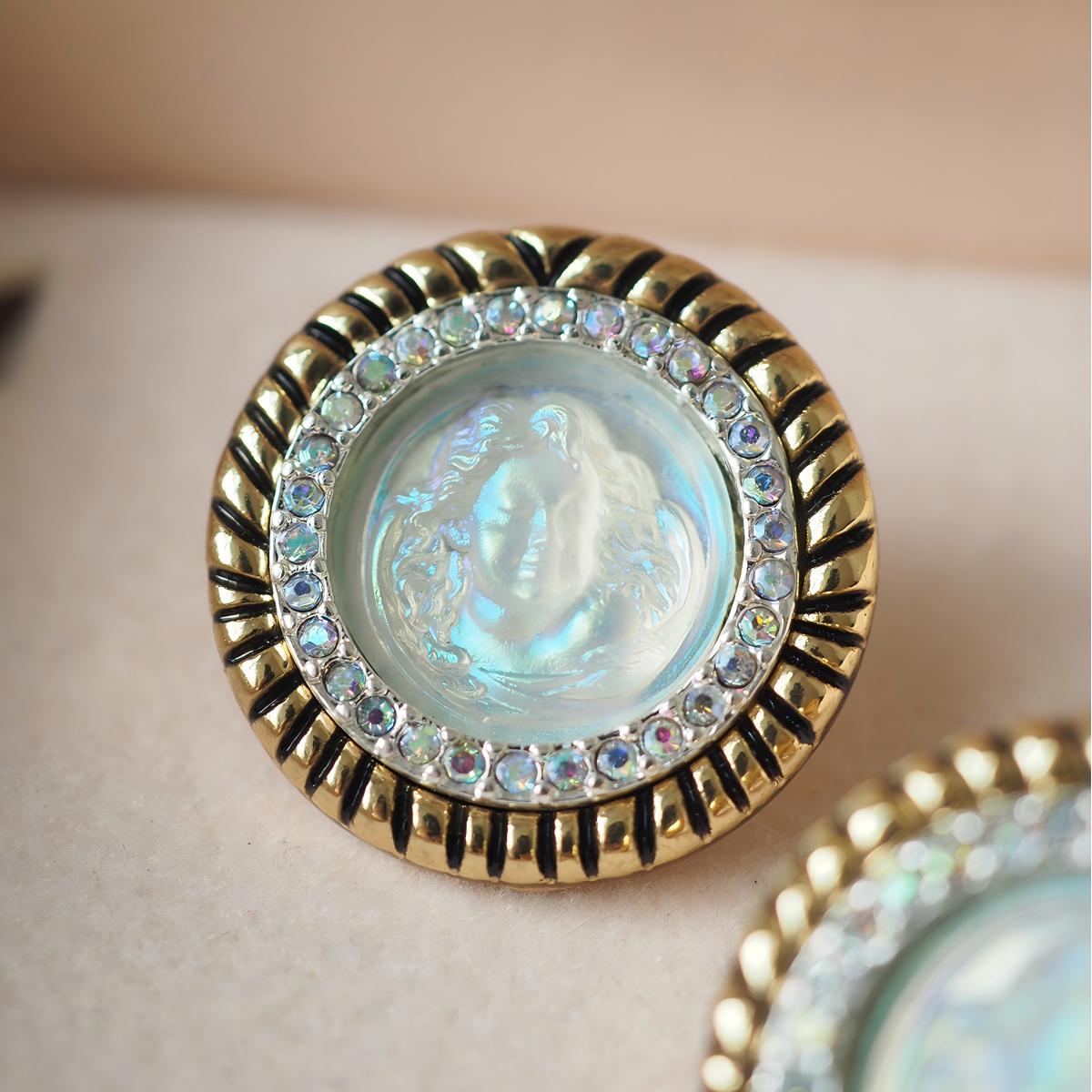 Koyace Embossed Sleeping Angel Vintage Clip & Earrings