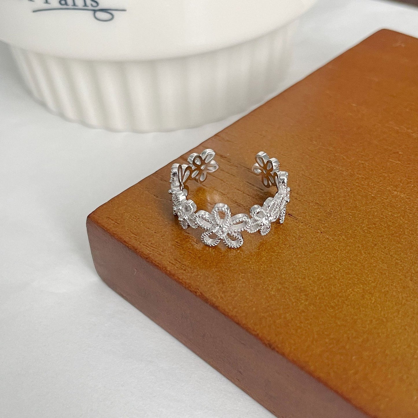 Koyace Hollowed-out Flower Lace Garland Open Ring