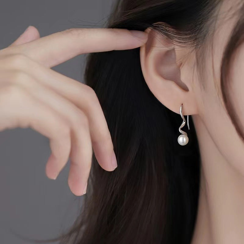 Koyace Irregular Spiral String Oval Pearl Earrings