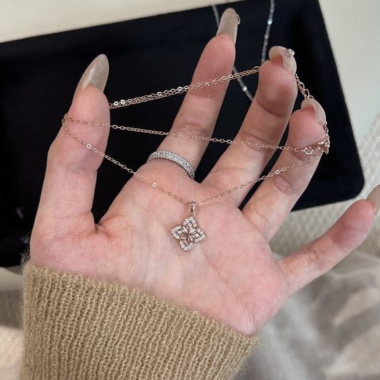 Koyace Nacre Four-Leaf Flower Necklace
