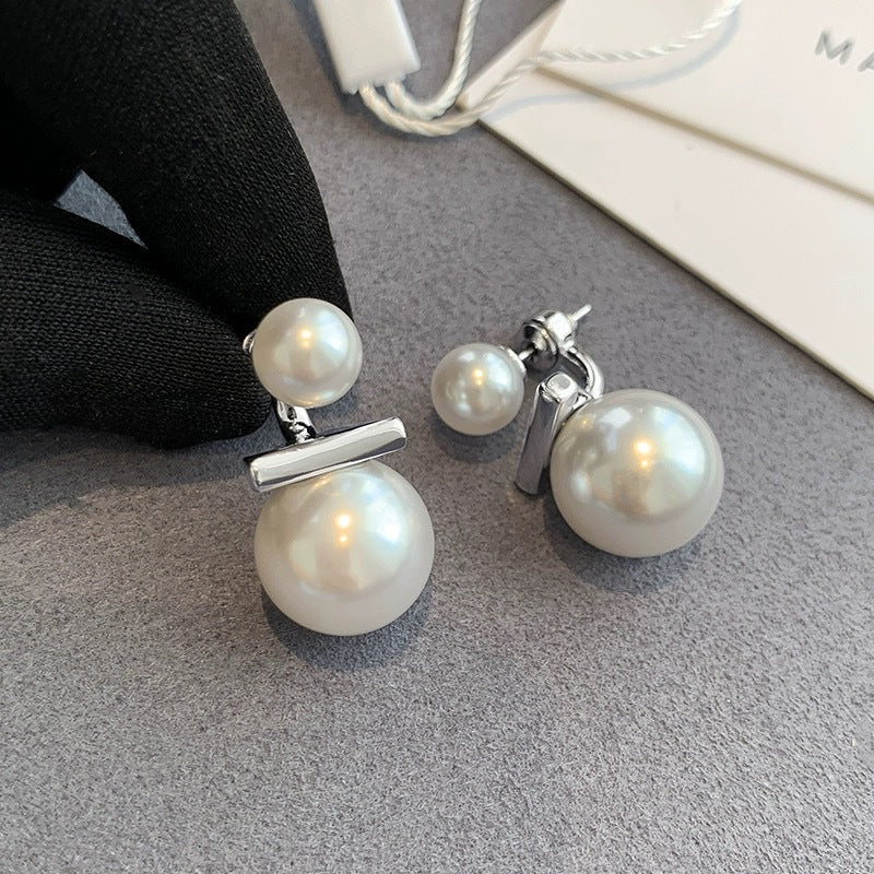 Koyace Simple Metal Line Double Pearl Earrings
