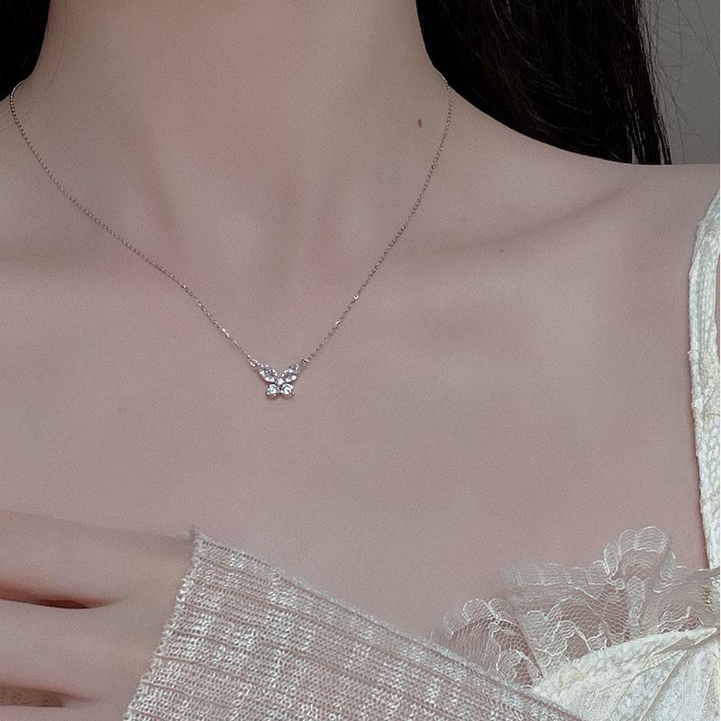 Koyace Sparkling Butterfly Sweety Collarbone Necklace